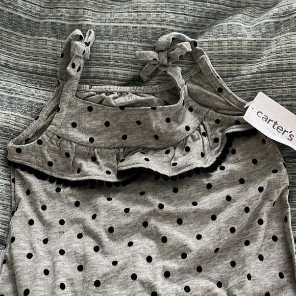 Polka dot pattern romper - Picture 2 of 2